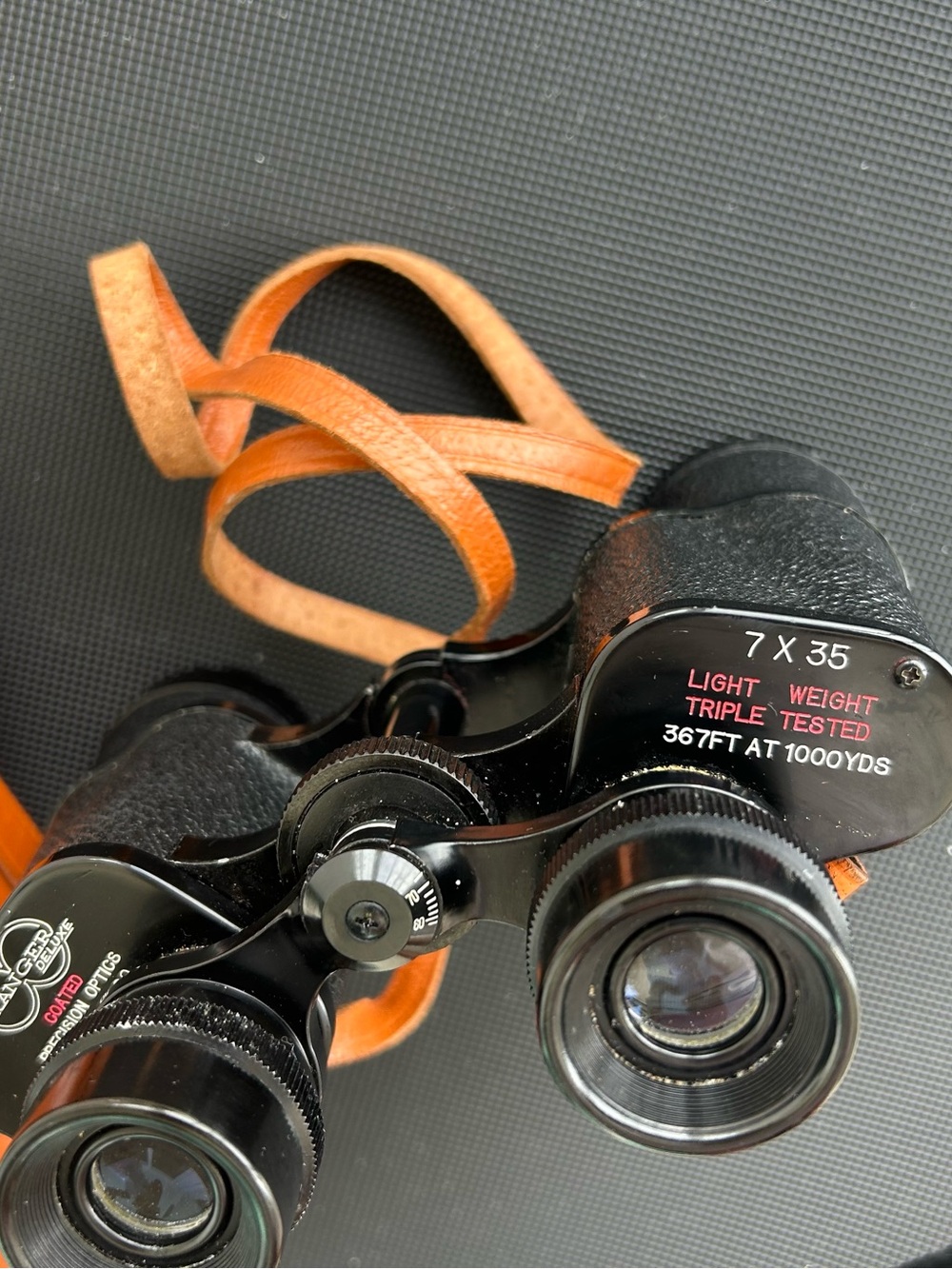 Vintage Binoculars with Brown Leather Case - Ranger Deluxe 7x35 Light Weight - Picture 5 of 6